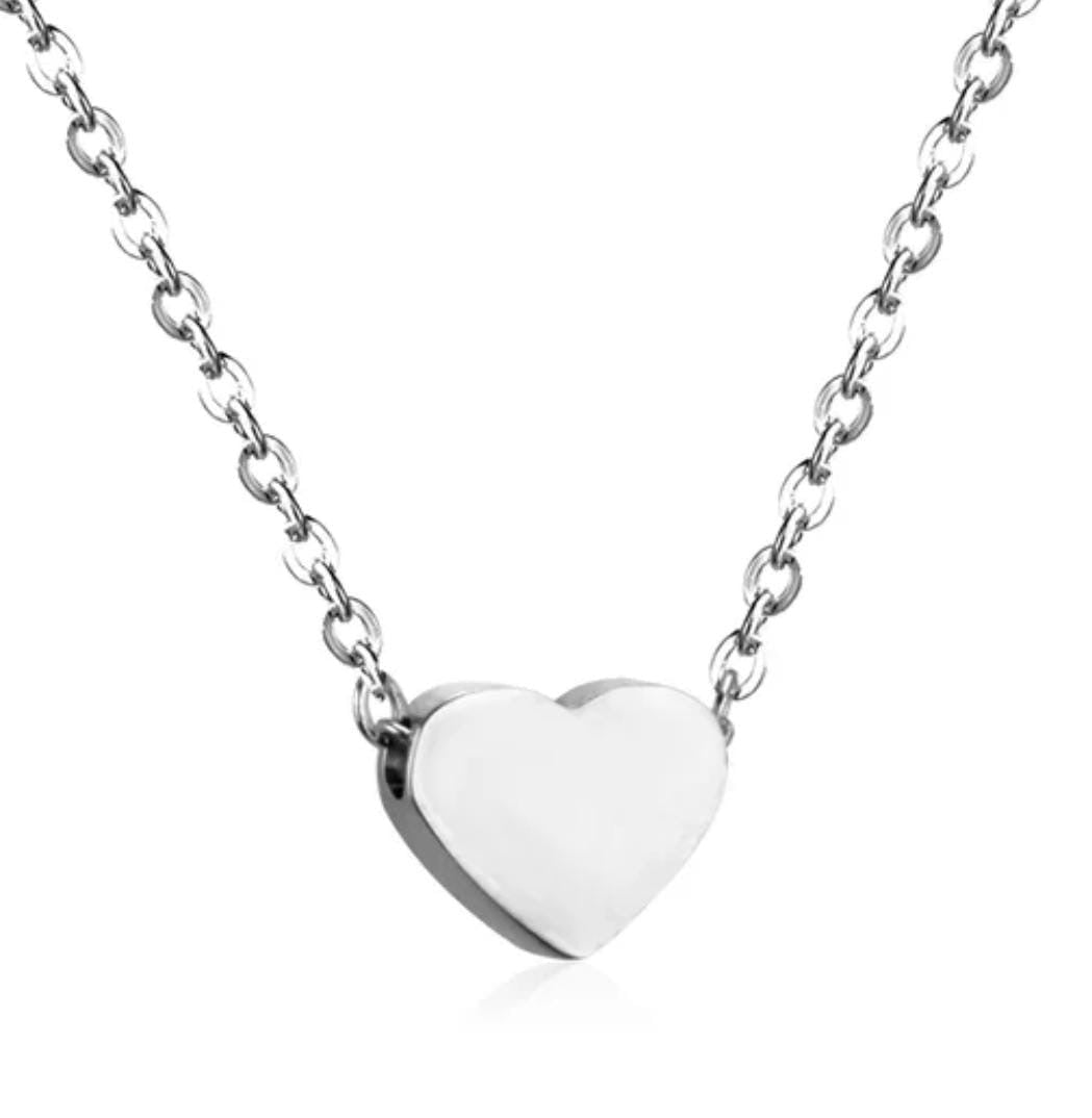 Single heart necklace